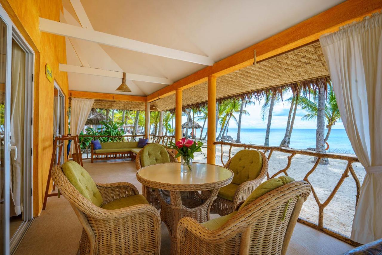 Coco Grove Beach Resort, Siquijor Island Exterior foto A veranda